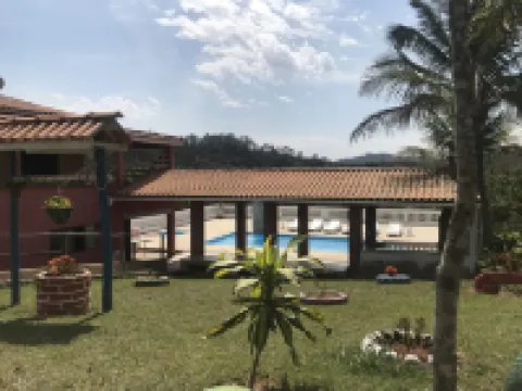 Wonderful Villa w/ 2 Suites + 3 Bedrooms w/ Pool and Barbecue with Advance