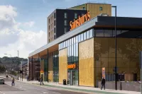 TWO BEDROOM LUXURY GROUND FLOOR APARTMENT.