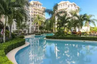 Ocean & Mountain View -2 Bedroom apartment