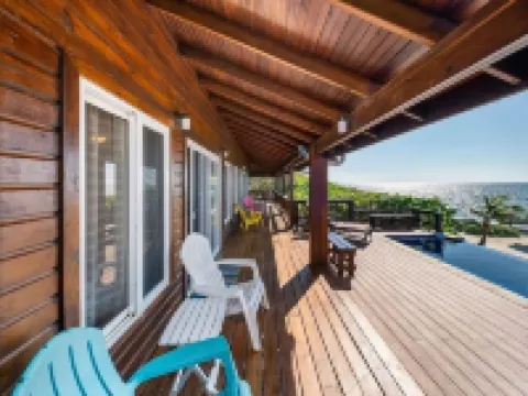Coral Beach Retreat – Private Beachfront Escape Hotels in First Bight