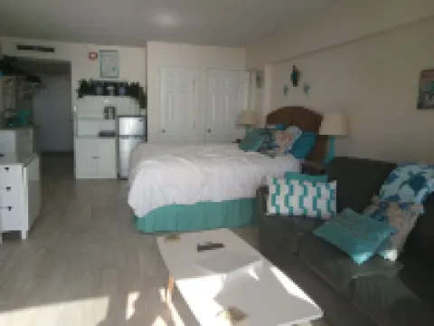 Surf&Sand and a drink in my hand