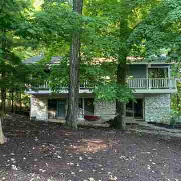 4 Bedroom 3 Bath Spacious House on Golf Course blocks from the Beach! Hotel Exterior