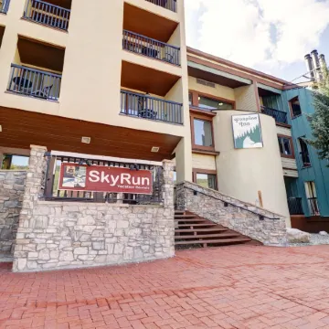 Heated Pool Ski-in Walk-Out Perfect Hotel Room - CV210A by Redawning