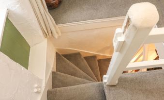 Pauls Fold Holiday Cottage