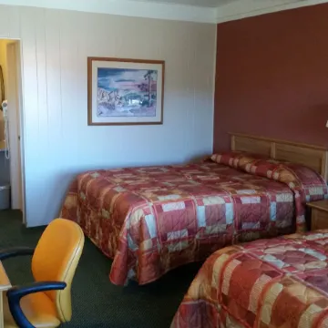 Heritage House Motel