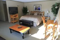 Nature's Inn Red Lake Hotels in Red Lake