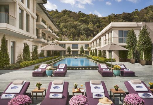 호텔 식사 이미지