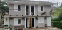 Suites Bela João e Maria Hotels in der Nähe von Casa - Chalé Condomínio Estância das Águas Claras