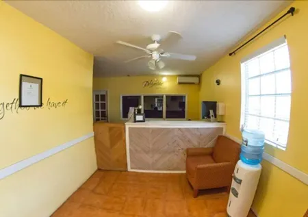 Royal Palm Hotel Отели в г. Данмор-Таун