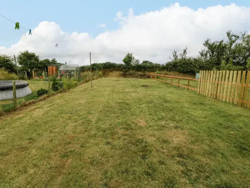 Dwyros Hotels in Tudweiliog