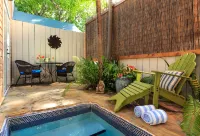 Tropical Inn