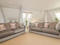 Stores & Supplies Hotels in Bodmin