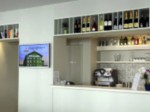 Aromi Piccolo Hotel Hotels in Salo