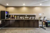 Chinook Country Inn Hotels in Sundre