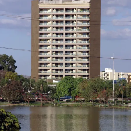 Lagoa Serena Flat Hotel