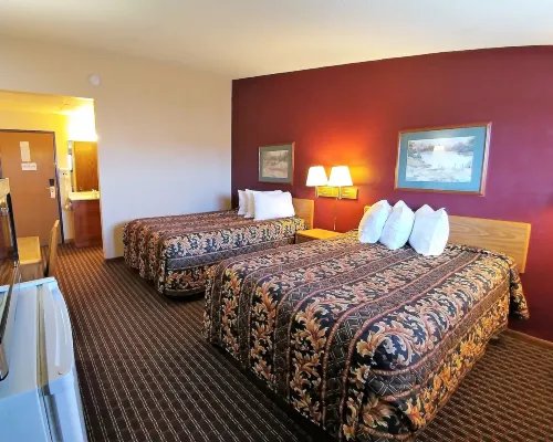 Red Carpet Inn Windom Hotels in Windom