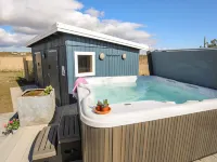 Glan Towyn - Hot Tub
