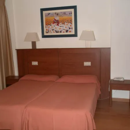 Hotel Mayna