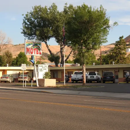 Rainbow Motel