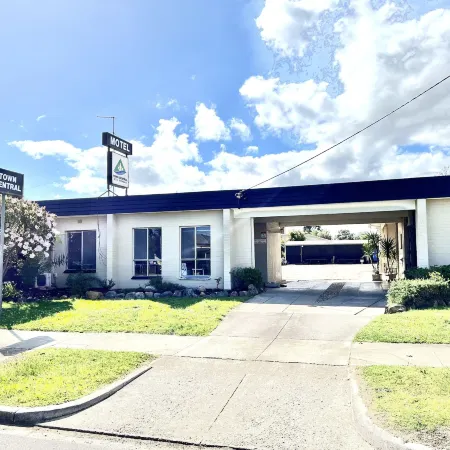 Town Central Motel
