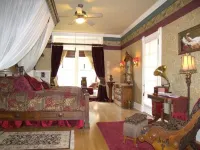 Alexander Mansion Bed & Breakfast Hotels in Winona