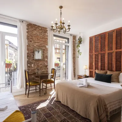 Off Beat Guesthouse - Self-Check-in - Sleep Conscious Hotels near San Ignacio Church