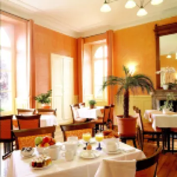 Logis le Parc Hotel & Spa