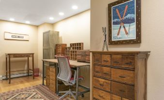 901 Crazy Horse Circle Condo