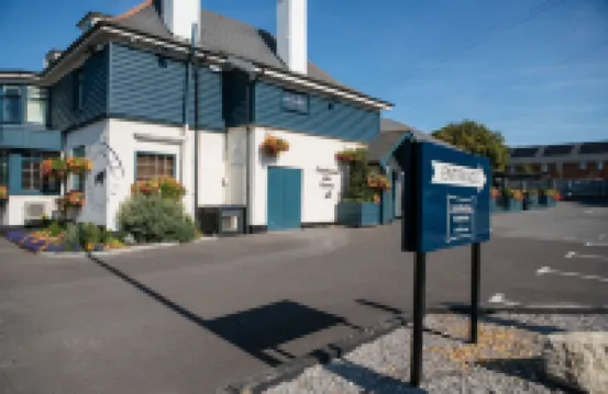 Harper's Steakhouse with Rooms, Southampton Swanwick Marina