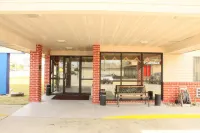 Holiday Lodge Hotels in Pittsburg