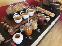 Logis Hôtel Lafayette "Accueil Vélo" - petit déjeuner