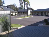 Sundowner Motel Hotel