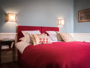 Chateau des Grotteaux Près Chambord