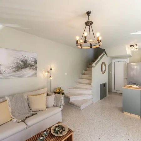 Laranca Oneiro Seaside Villa