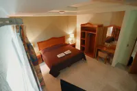 Hotel El Conquistador Monarca. Hotels in Zitacuaro