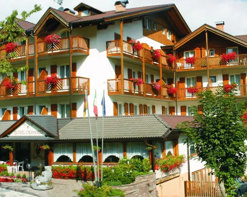 Albergo Olisamir Hotel a Cavedago