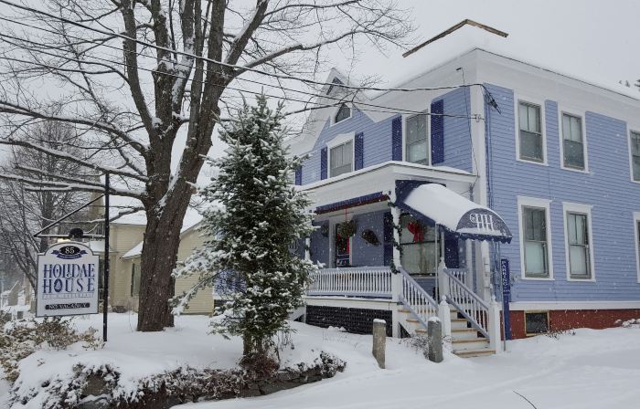 Holidae House Bed & Breakfast