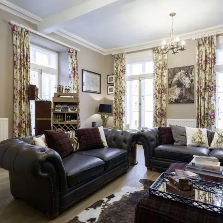 The Town House Bnb