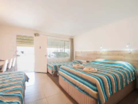 A & A Motel فنادق في بروسربين