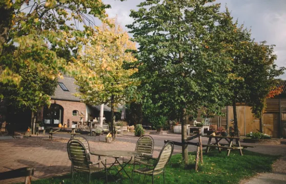 赫伯格德林德户夫酒店