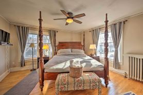 Pet-friendly Sheboygan Home, 1 Mi to Lake Michigan