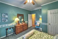 Beautiful Lakefront Retreat w/ Dock & Grill! - Haustierfreundliche