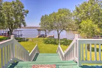 Waterfront Onalaska Retreat w/ Private Dock! - parking