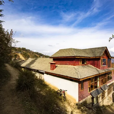 Zostel Homes Cheog (Shimla)