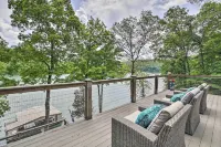 Inviting Family Abode w/ Dock on Norris Lake! - parking