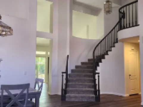 Cse Property Group Hotels in Simi Valley