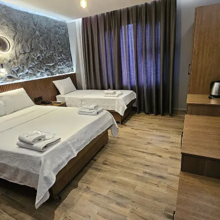 Rever Hotel