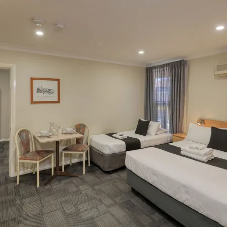 Bushmans Motor Inn