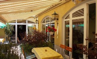 Gasthof Und Landhotel Zur Ausspanne