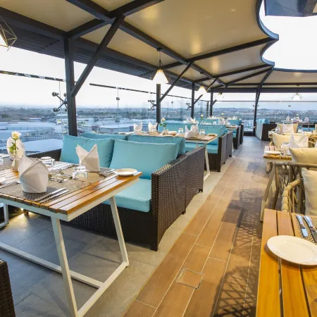 Velar Inn Hotel